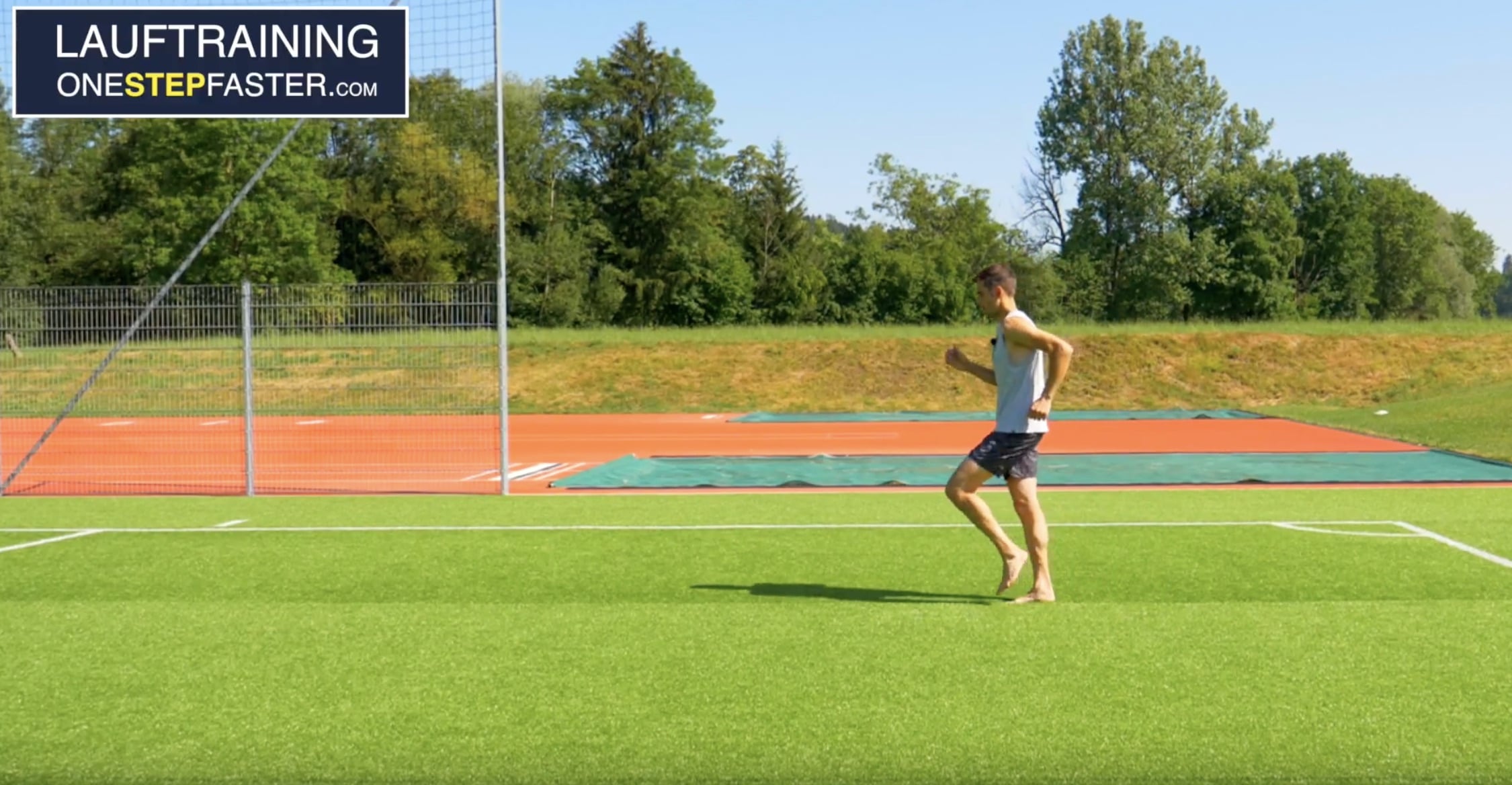 Lauf-ABC Fußgelenksarbeit – seitliche Ansicht