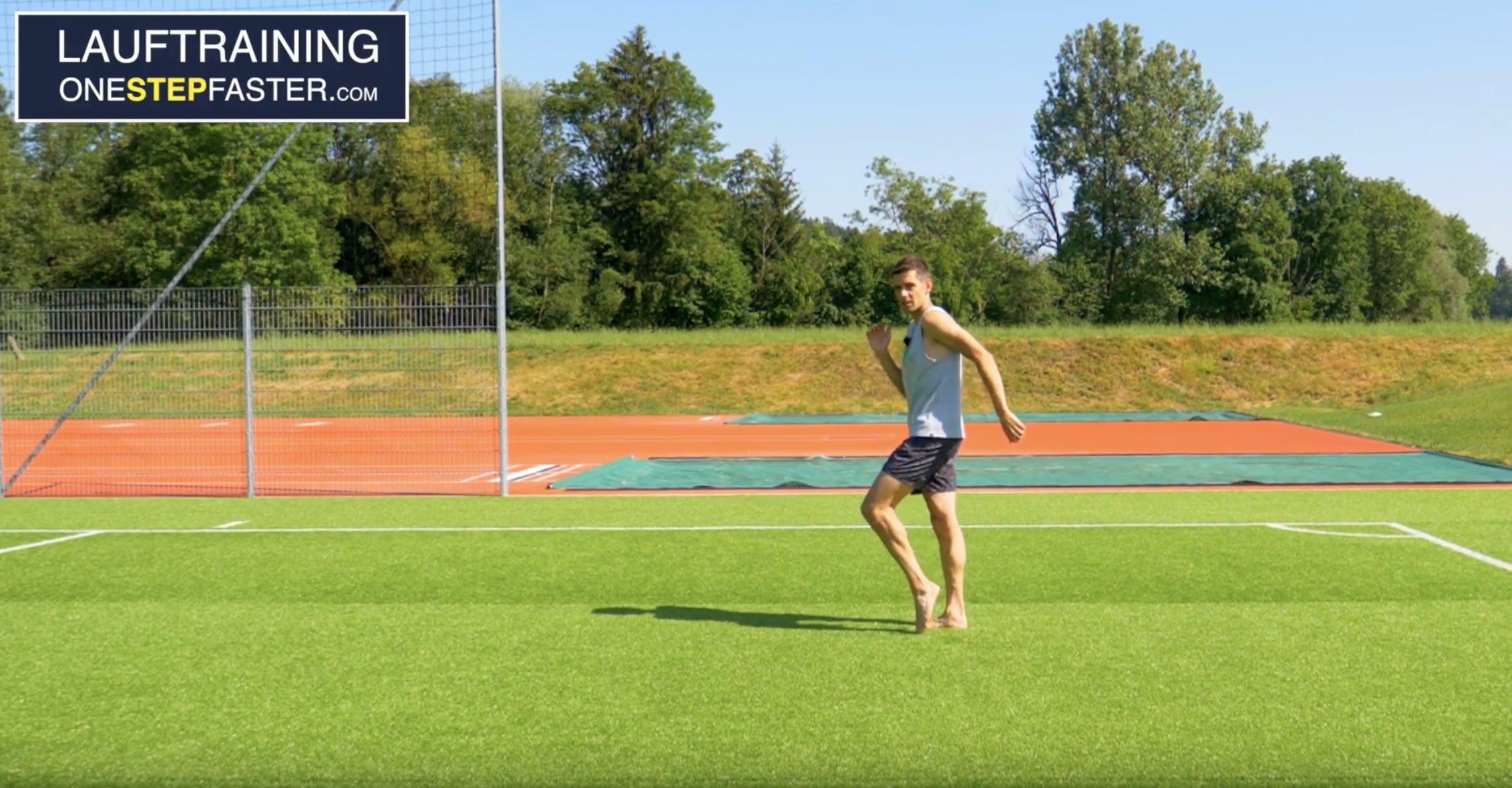 Skippings mit gestrecktem Standbein – richtige Ausführung