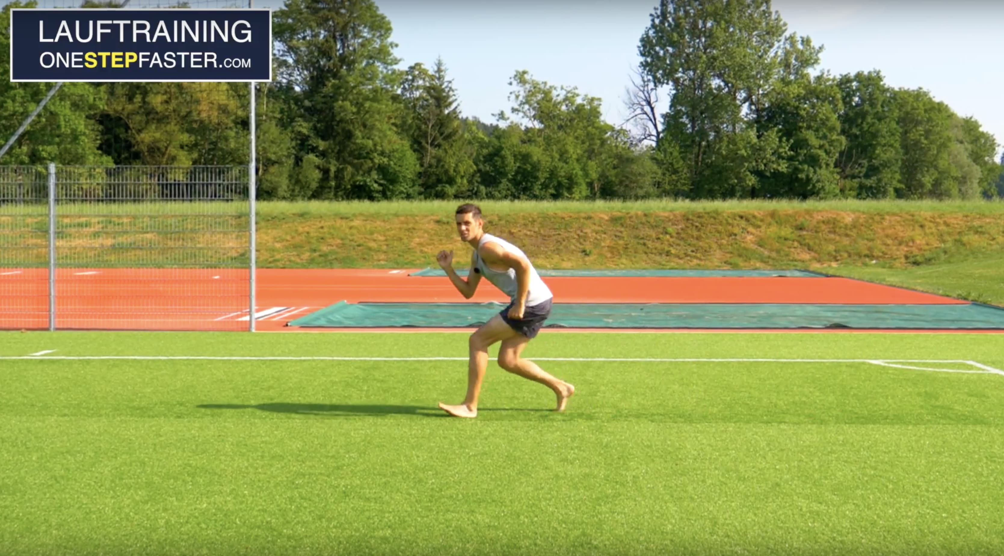 Lauftechnik-Fehler: Zu wenig Knie- und Hüftstreckung